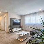 فيلة Vallelunga By Istra Vacation