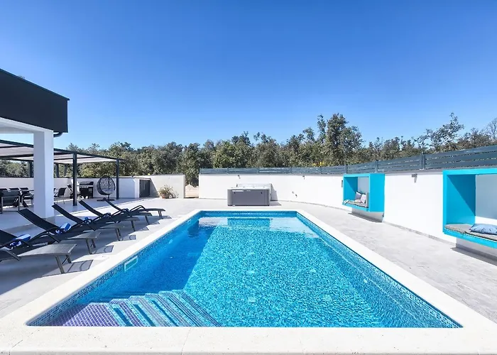 Vallelunga 빌라 풀라