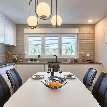 Вилла Vallelunga