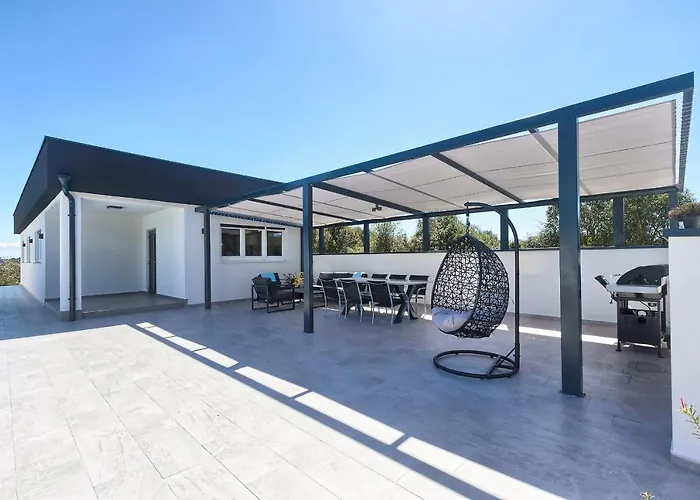 Vallelunga Βίλα *