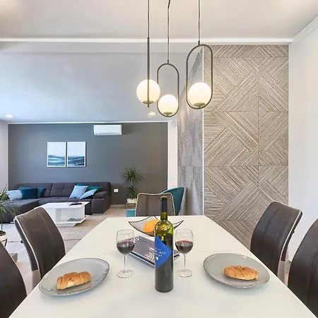 וילה Vallelunga פולה