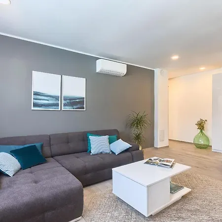 Vallelunga * פולה